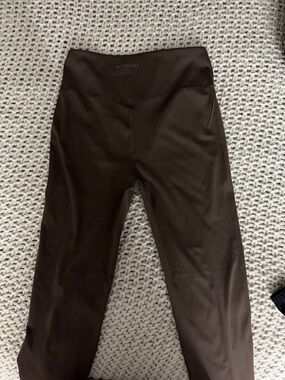 Nike SKIMS Matte Legging 26 Dark Sepia Brand New Size Med Sold Out online***
